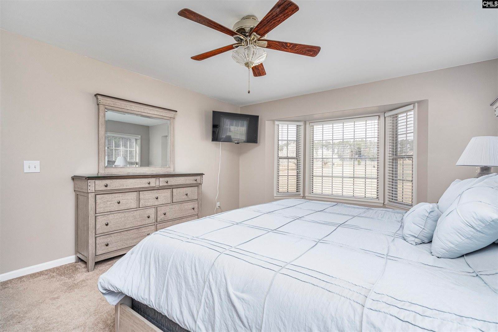 14 Carol Ct, Ridgeway, SC 29130