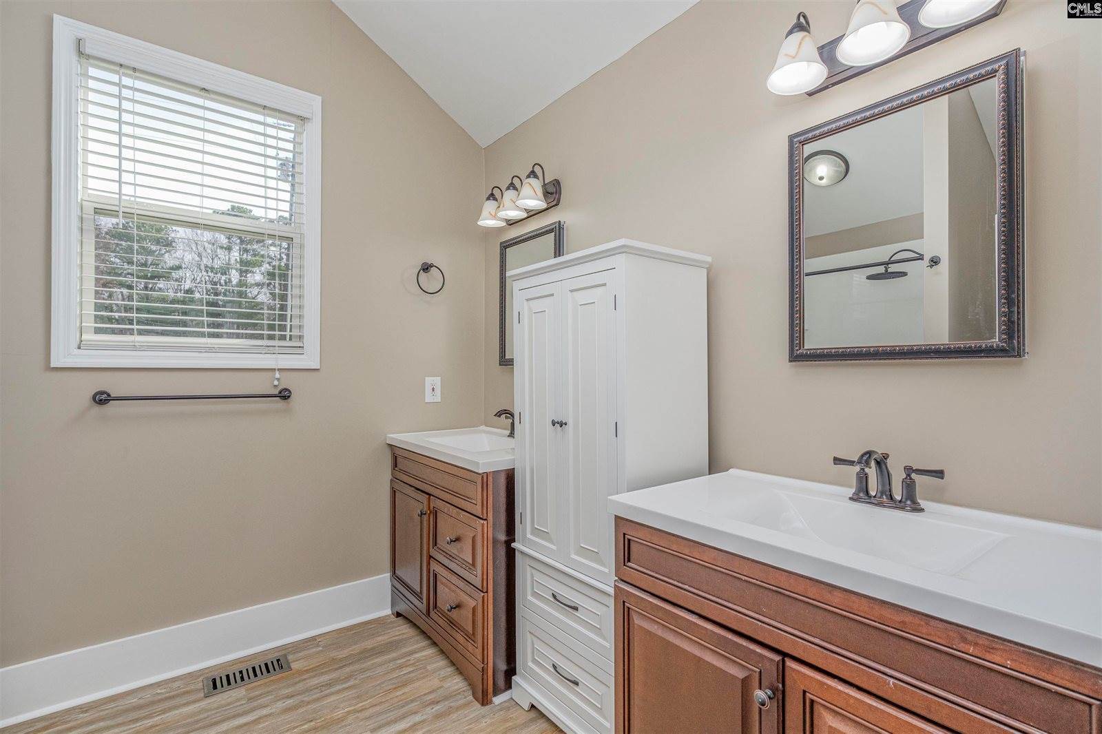 14 Carol Ct, Ridgeway, SC 29130