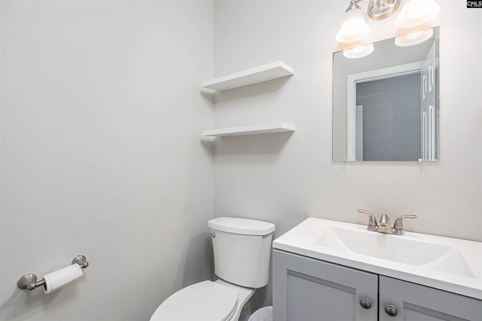 14 Carol Ct, Ridgeway, SC 29130