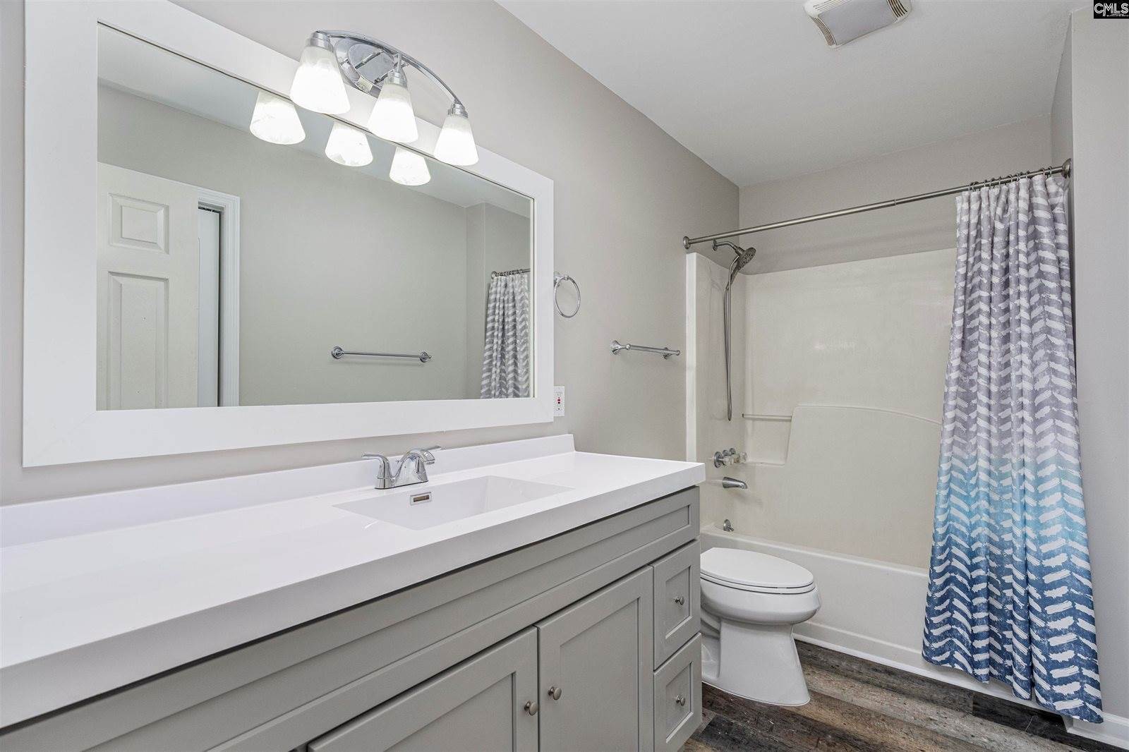 14 Carol Ct, Ridgeway, SC 29130