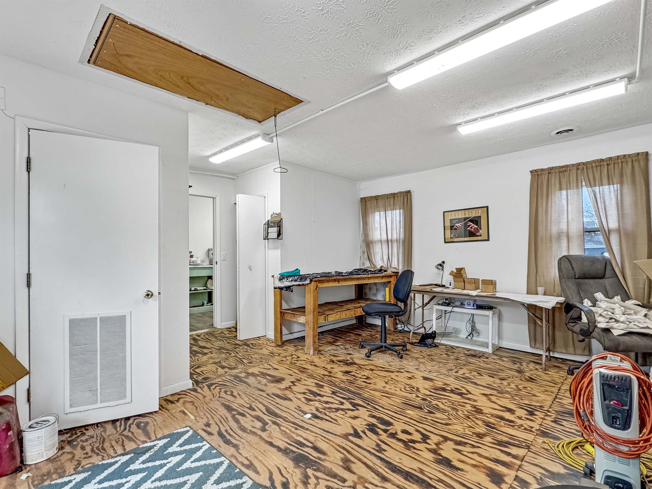 401 Wooster St, Lodi, OH 44254