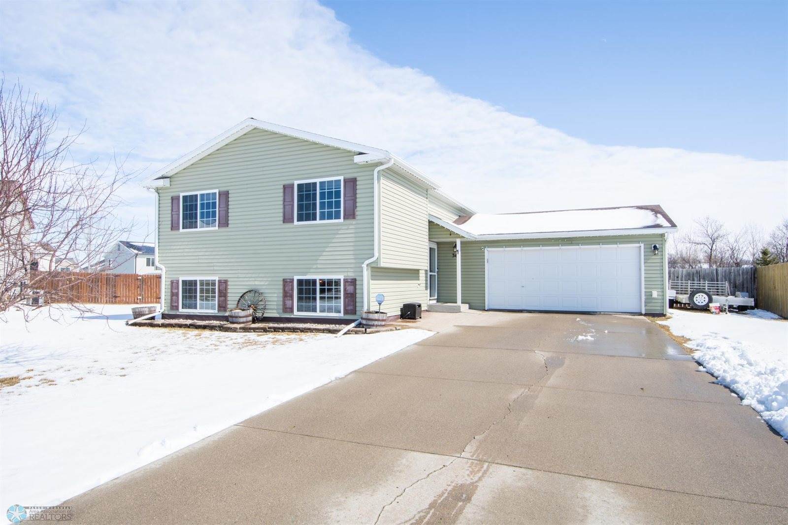 361 Maple Pointe Boulevard, Mapleton, ND 58059