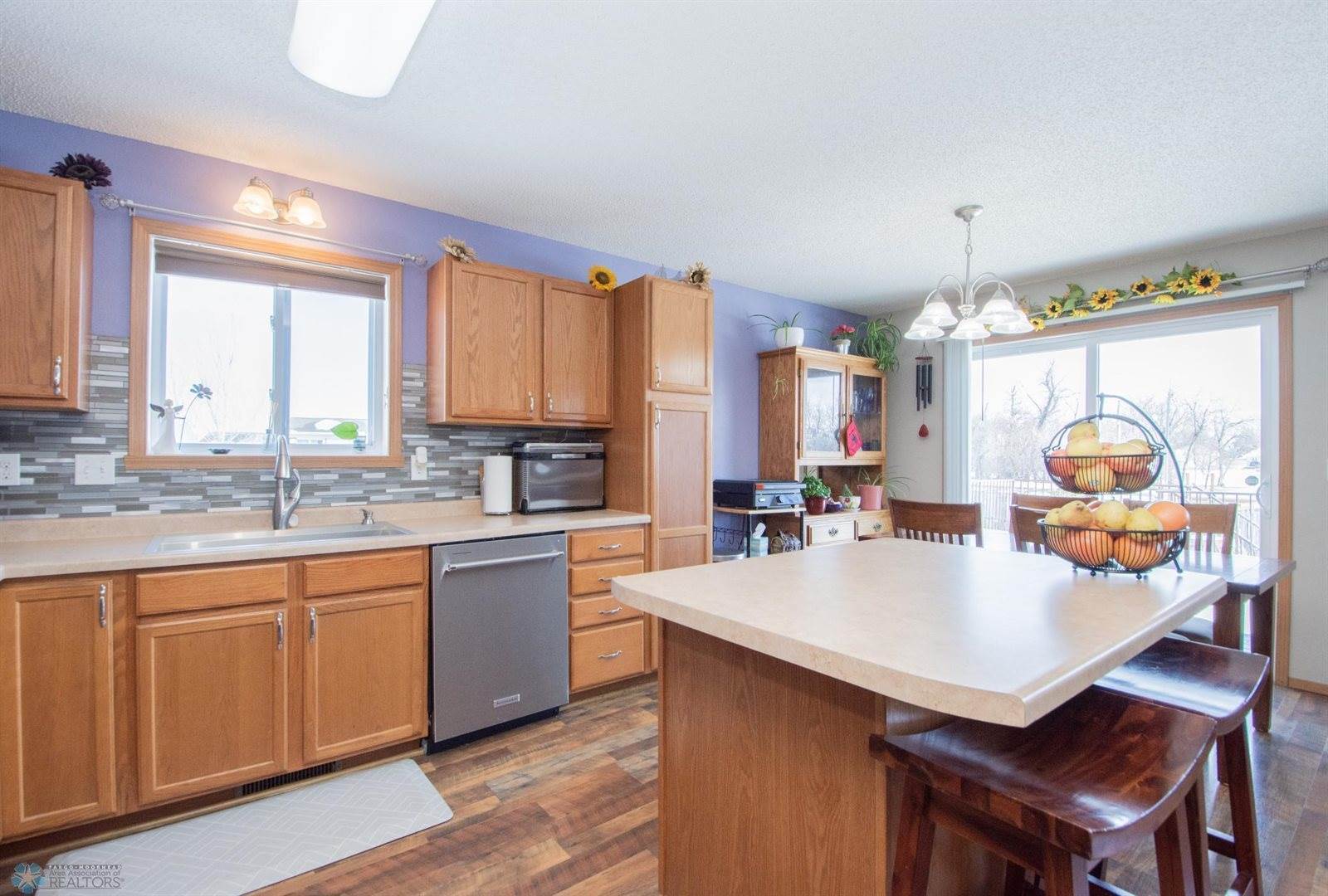 361 Maple Pointe Boulevard, Mapleton, ND 58059