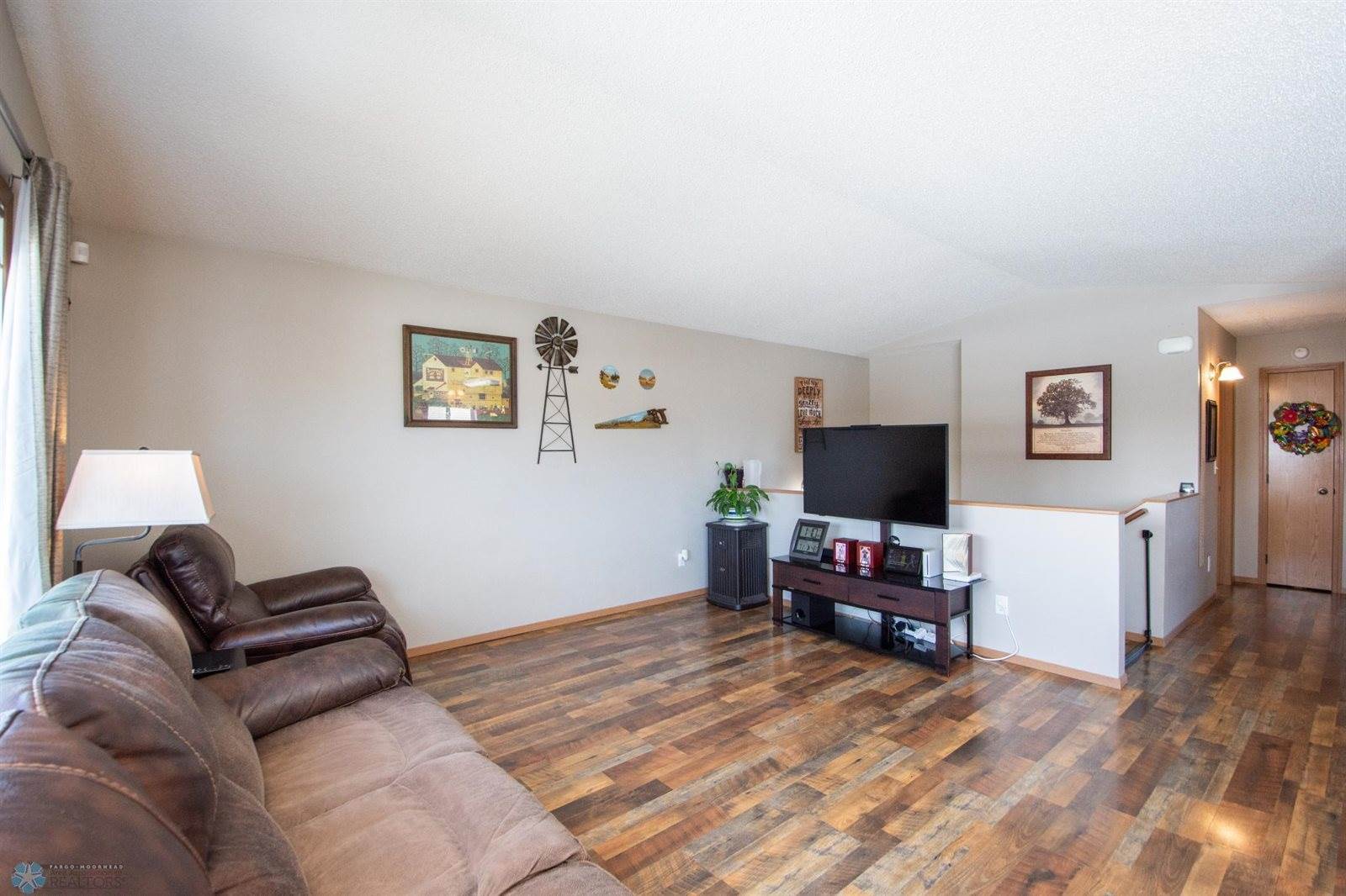 361 Maple Pointe Boulevard, Mapleton, ND 58059