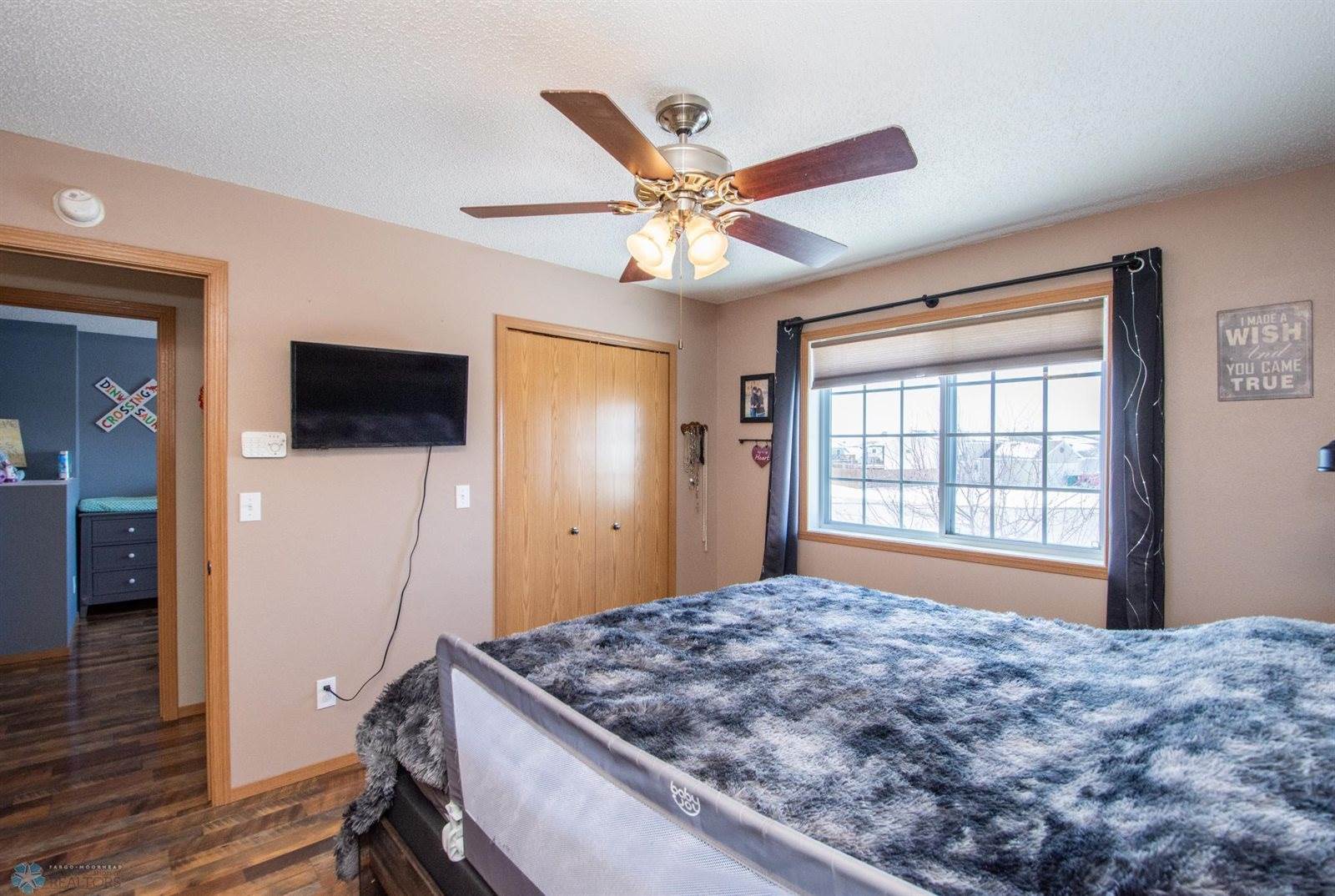 361 Maple Pointe Boulevard, Mapleton, ND 58059