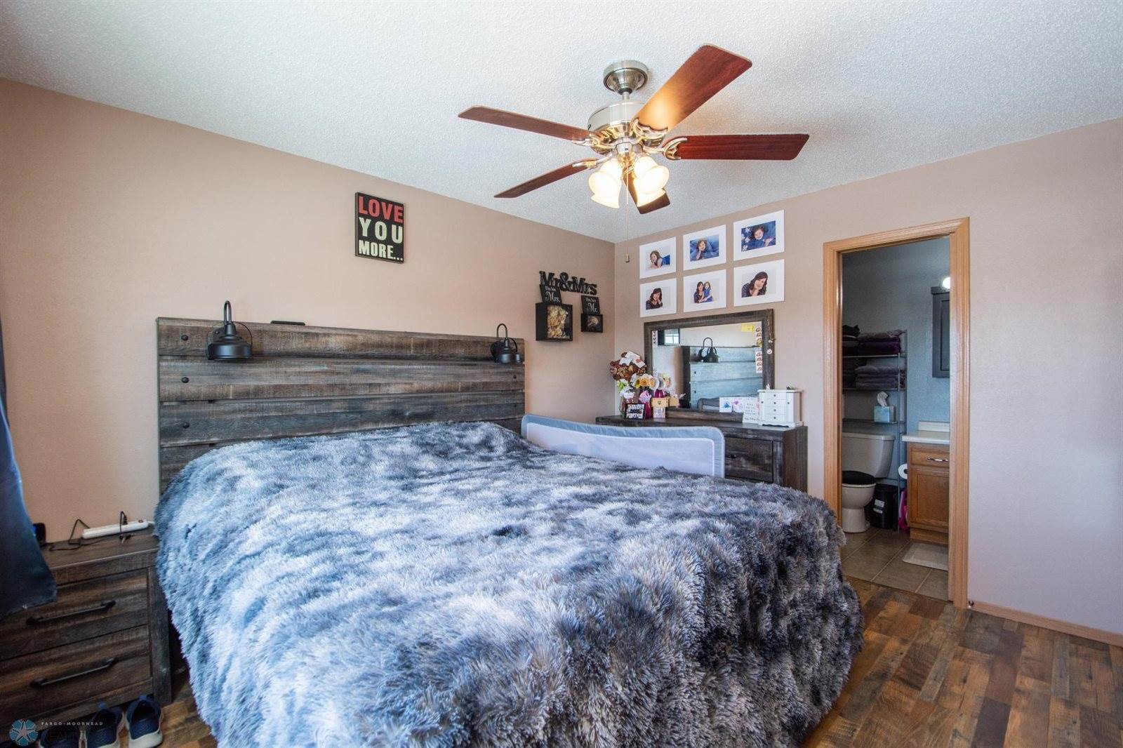 361 Maple Pointe Boulevard, Mapleton, ND 58059