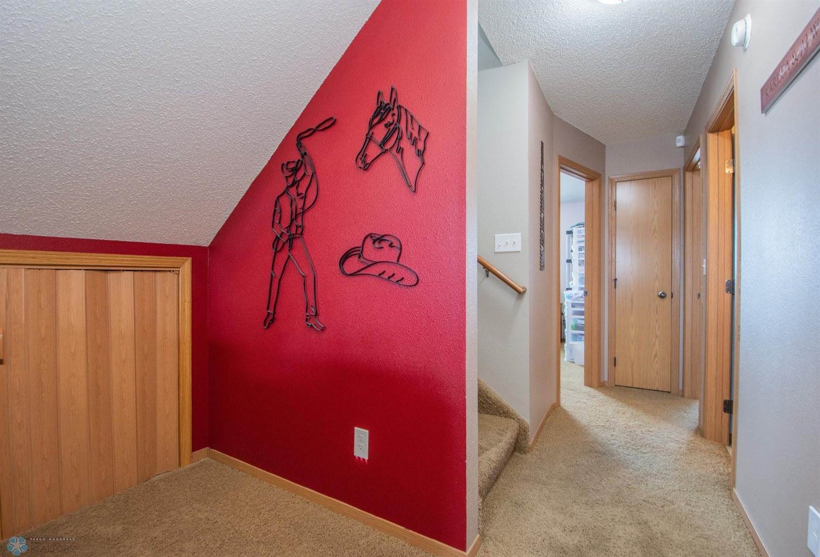 361 Maple Pointe Boulevard, Mapleton, ND 58059