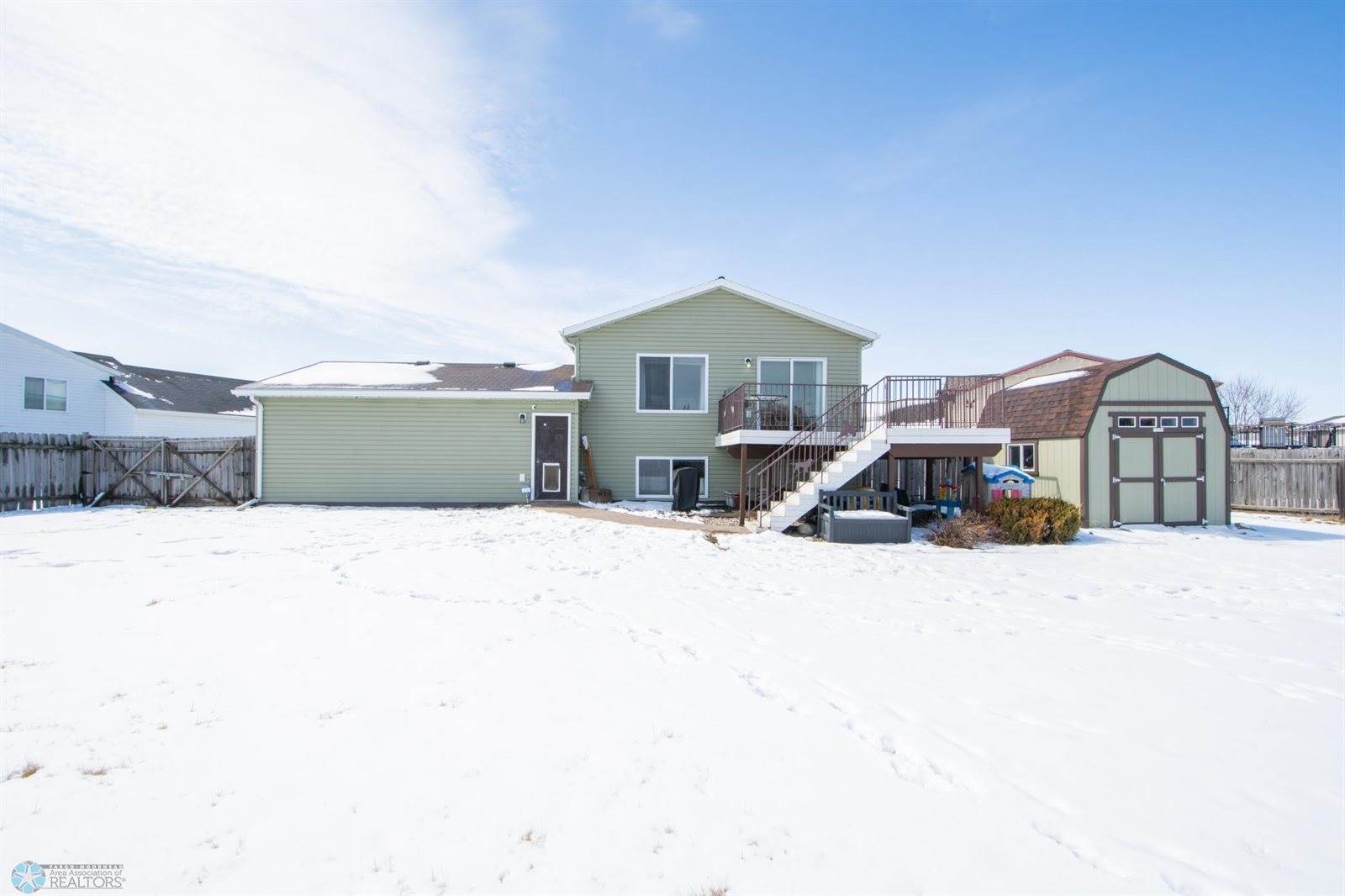 361 Maple Pointe Boulevard, Mapleton, ND 58059