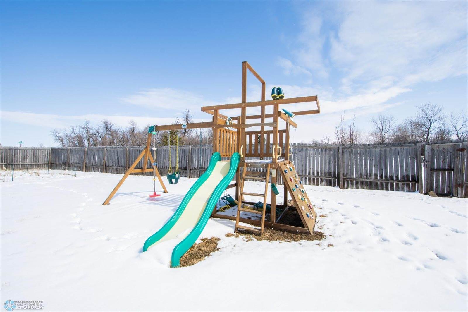 361 Maple Pointe Boulevard, Mapleton, ND 58059