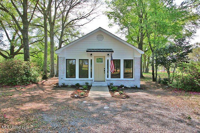 130 Ernest Nichelson Road, Lucedale, MS 39452