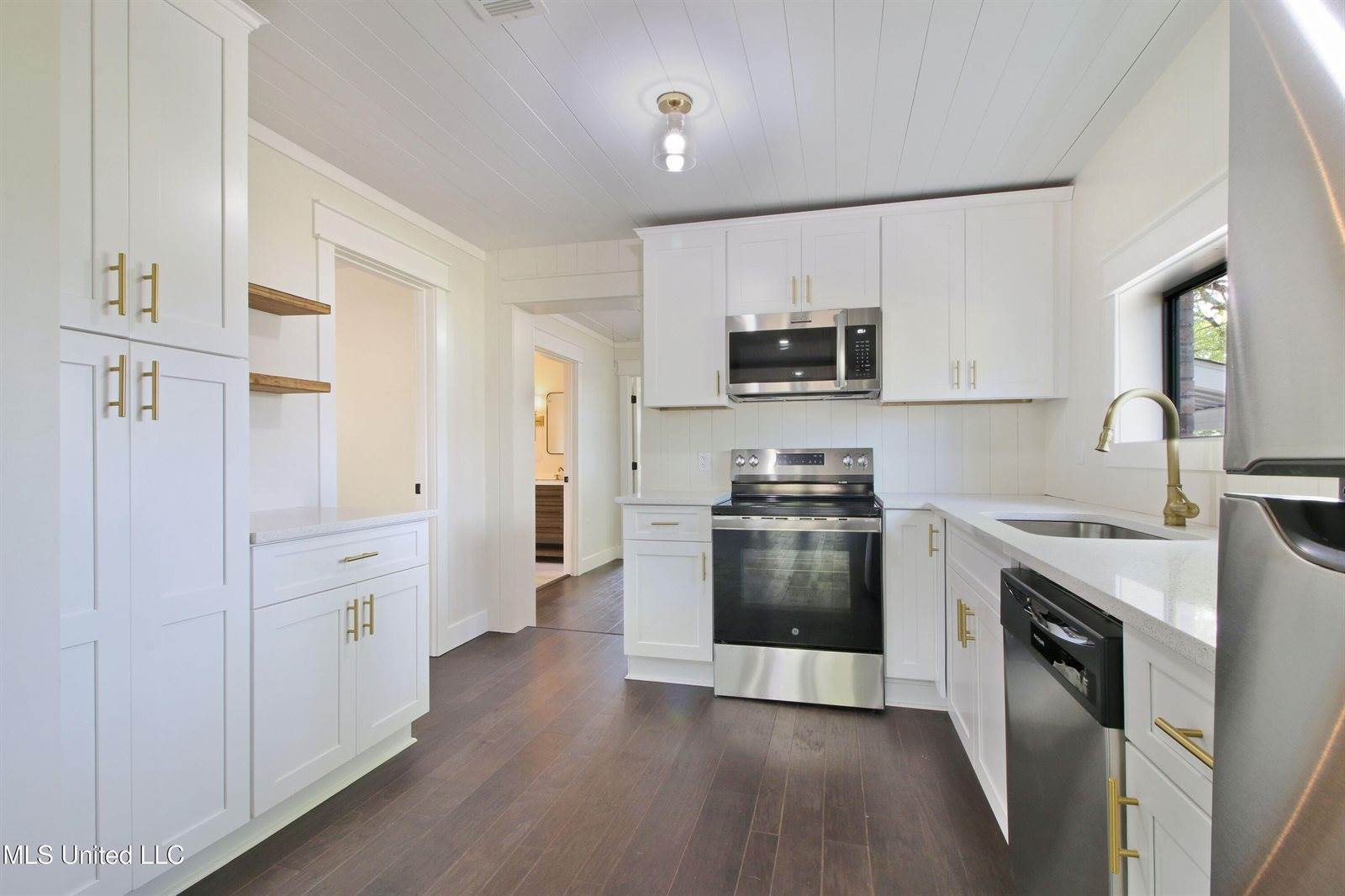 130 Ernest Nichelson Road, Lucedale, MS 39452