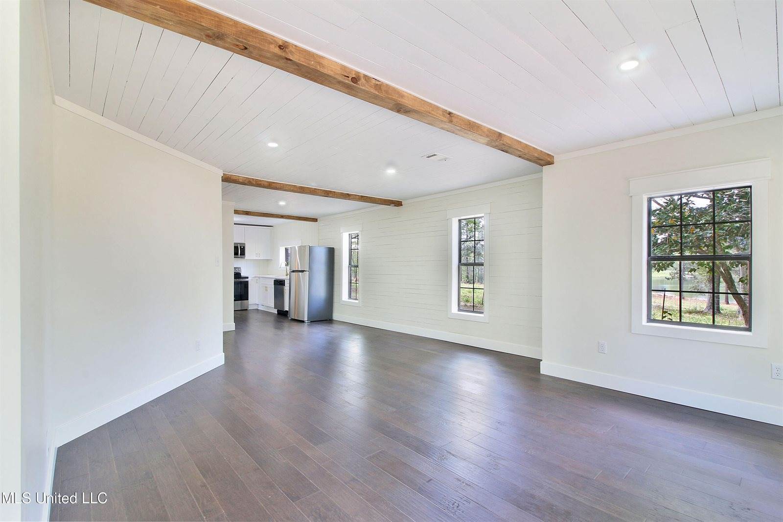 130 Ernest Nichelson Road, Lucedale, MS 39452