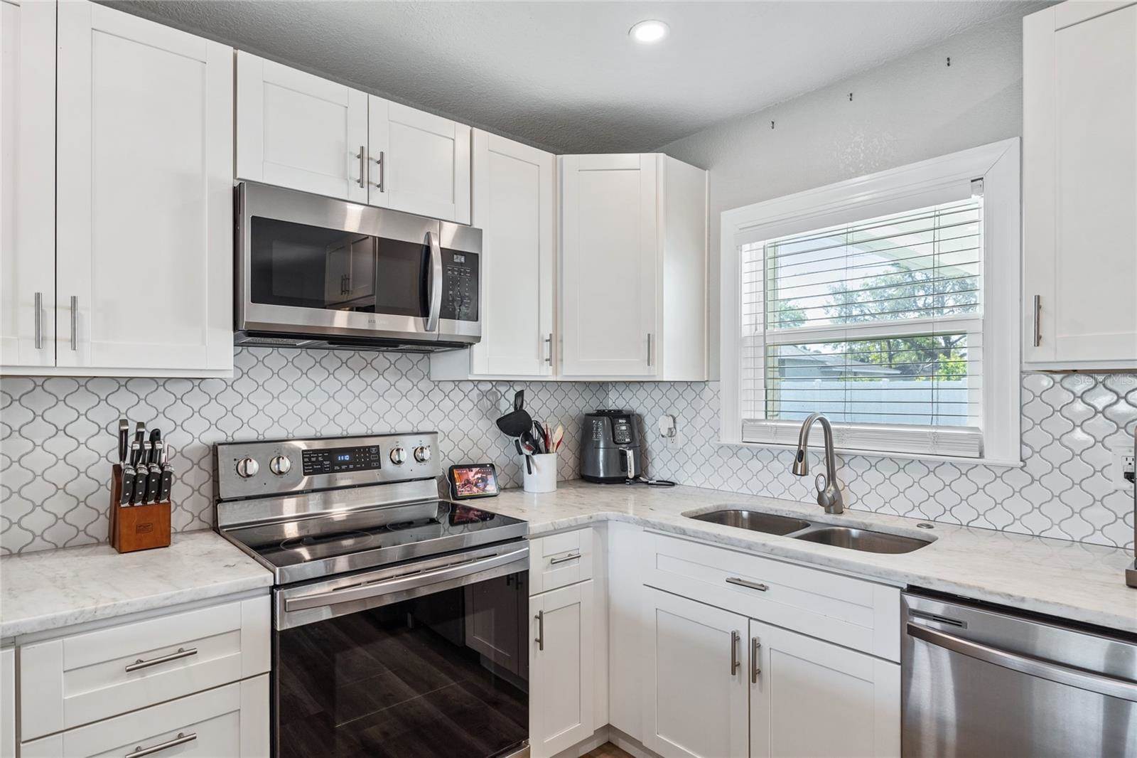 5284 36TH Avenue North, Saint Petersburg, FL 33710