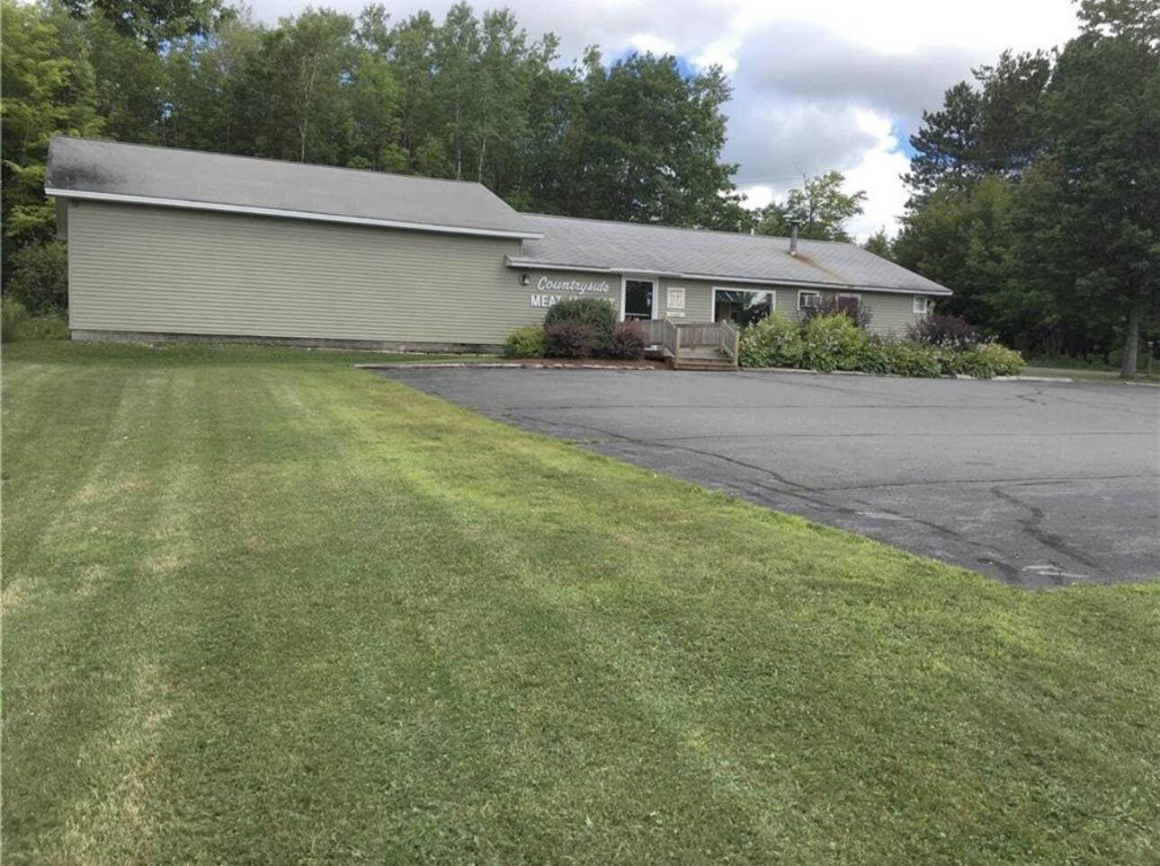 1225 West Main Street, Dover-Foxcroft, ME 04426