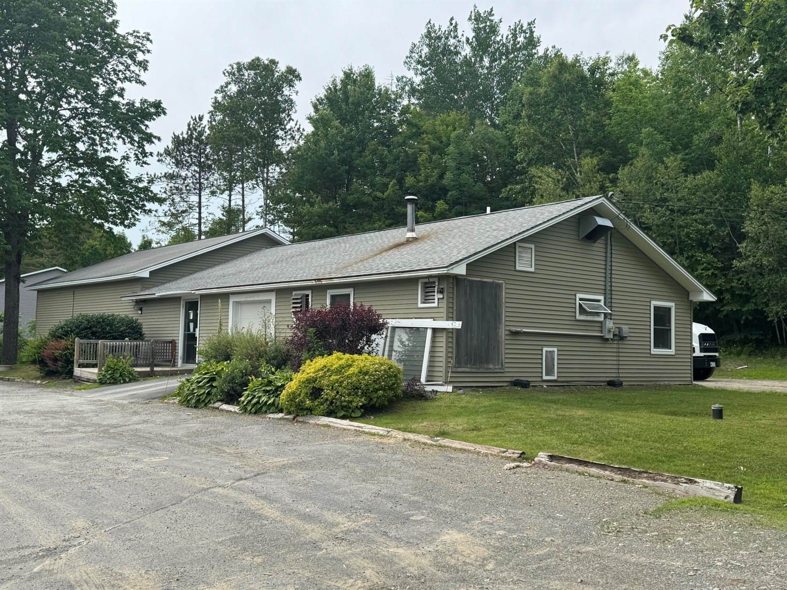 1225 West Main Street, Dover-Foxcroft, ME 04426