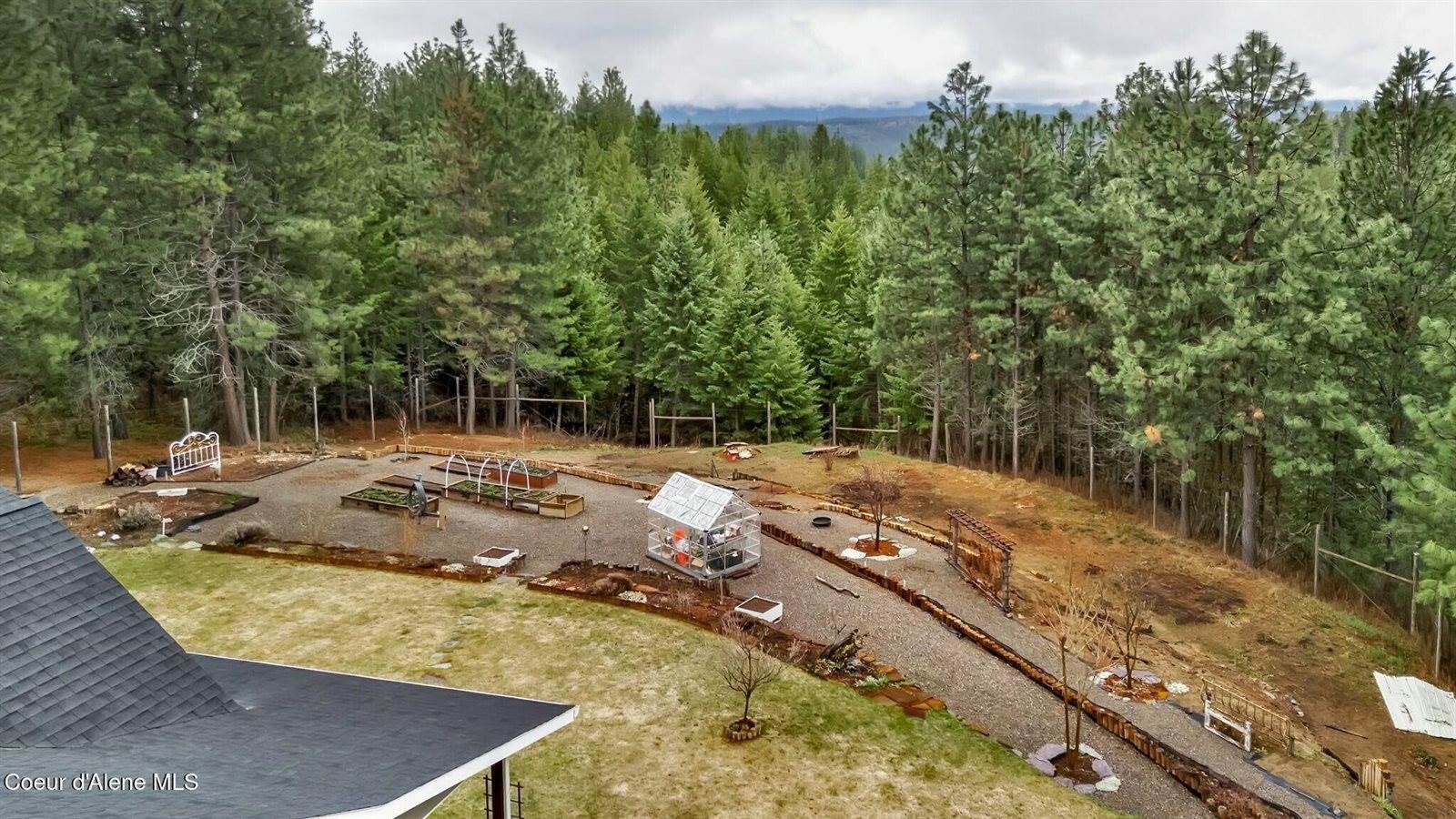208 Chokecherry Drive, Bonners Ferry, ID 83805