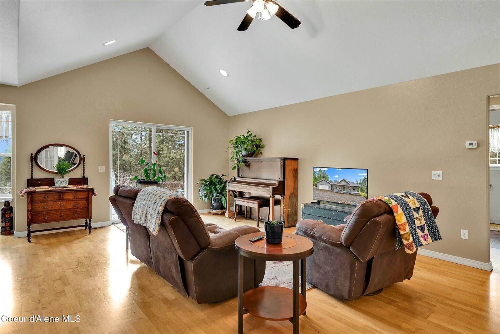 208 Chokecherry Drive, Bonners Ferry, ID 83805