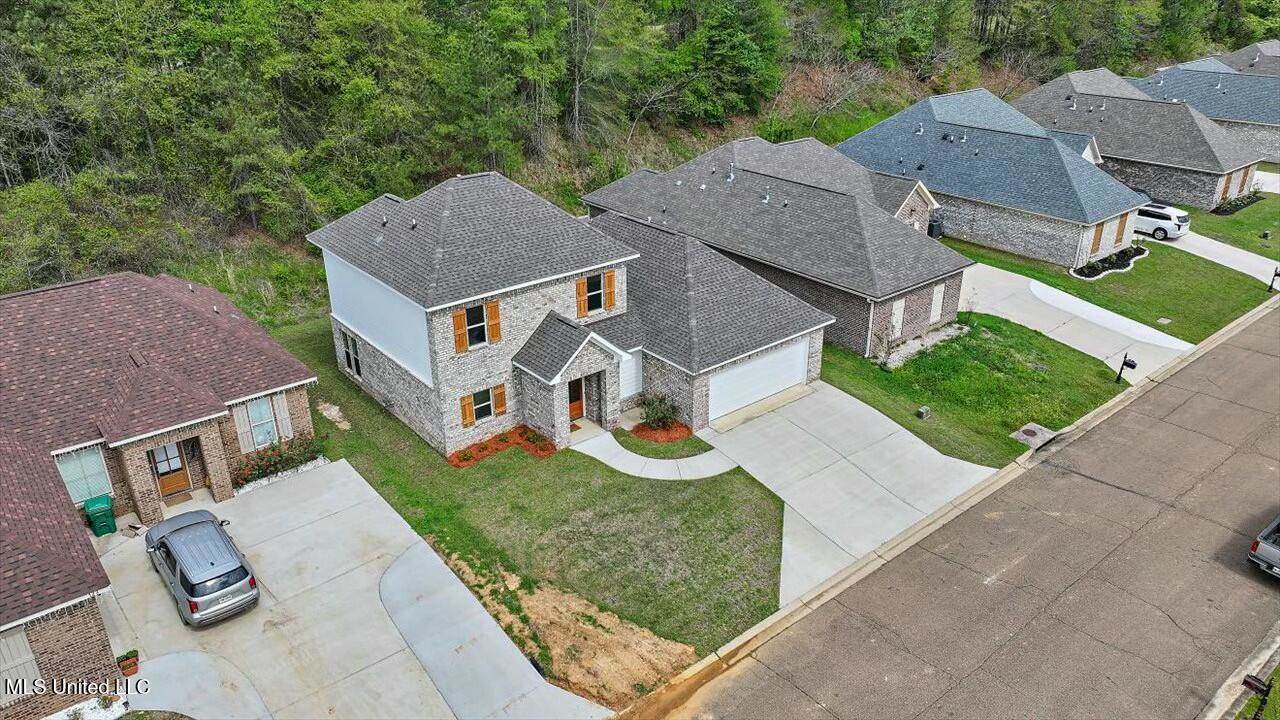 125 Ashley Park Drive, Byram, MS 39272