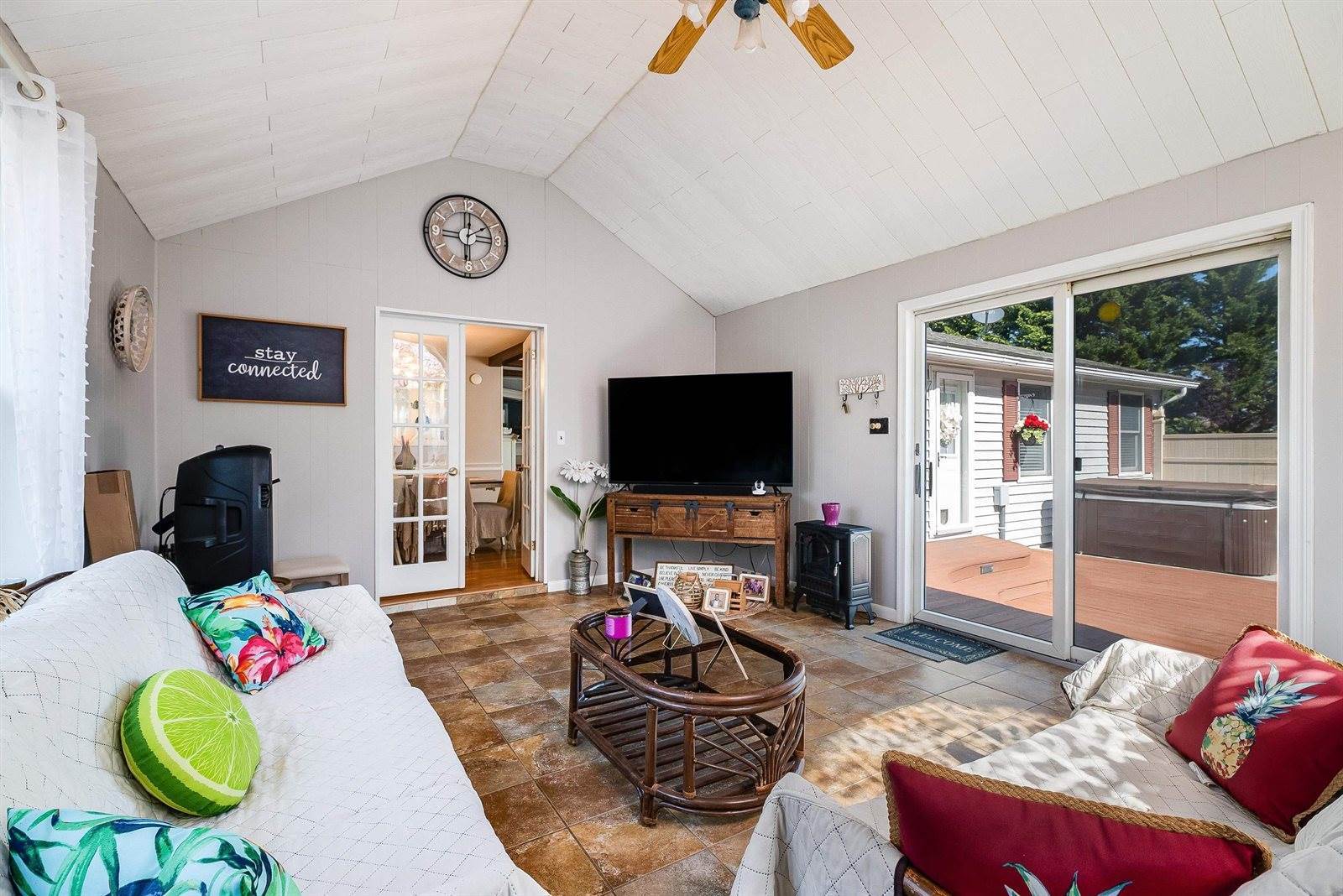 1023 Greendale Rd, Harrisonburg, VA 22801