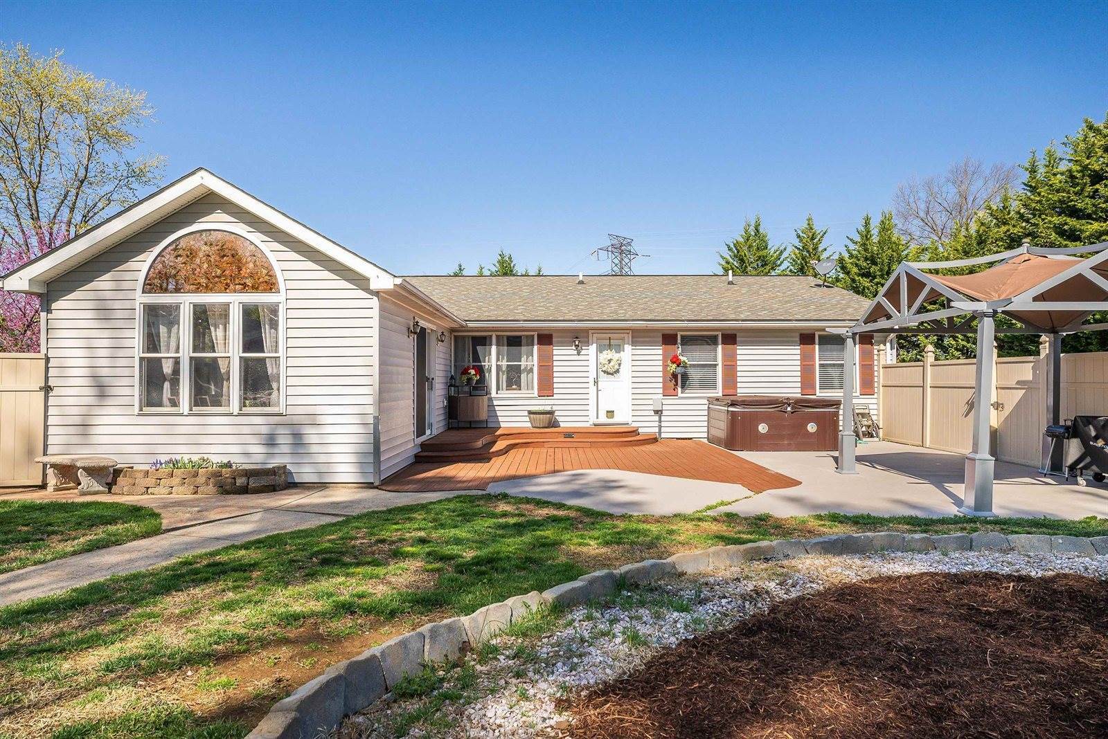 1023 Greendale Rd, Harrisonburg, VA 22801