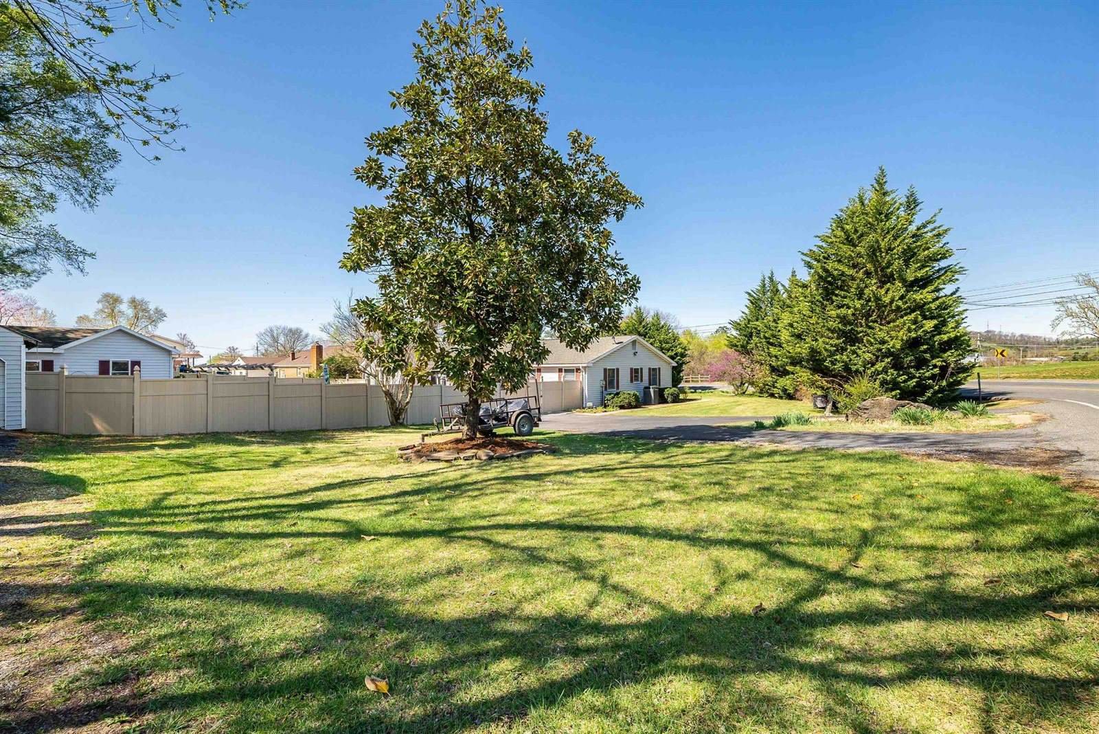 1023 Greendale Rd, Harrisonburg, VA 22801