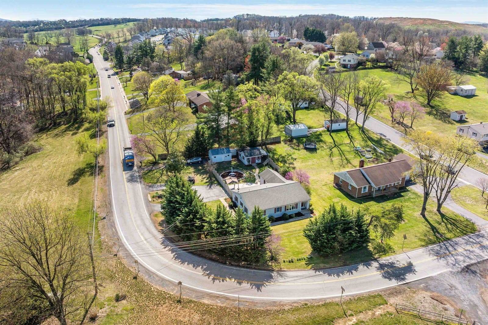 1023 Greendale Rd, Harrisonburg, VA 22801