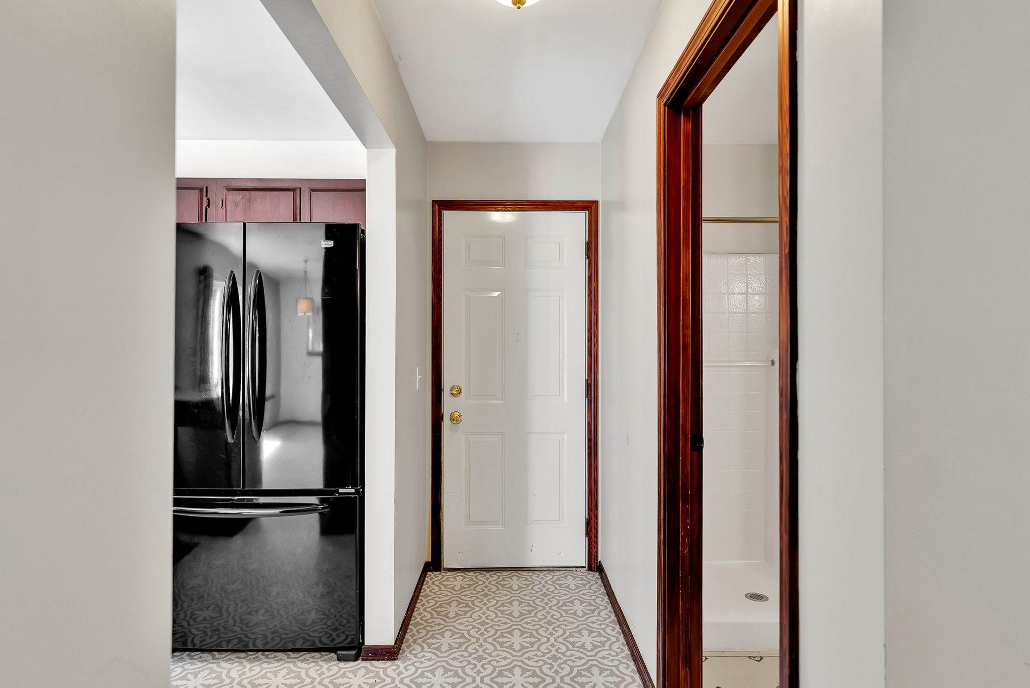 12854 East Hellroaring Rd, Athol, ID 83801