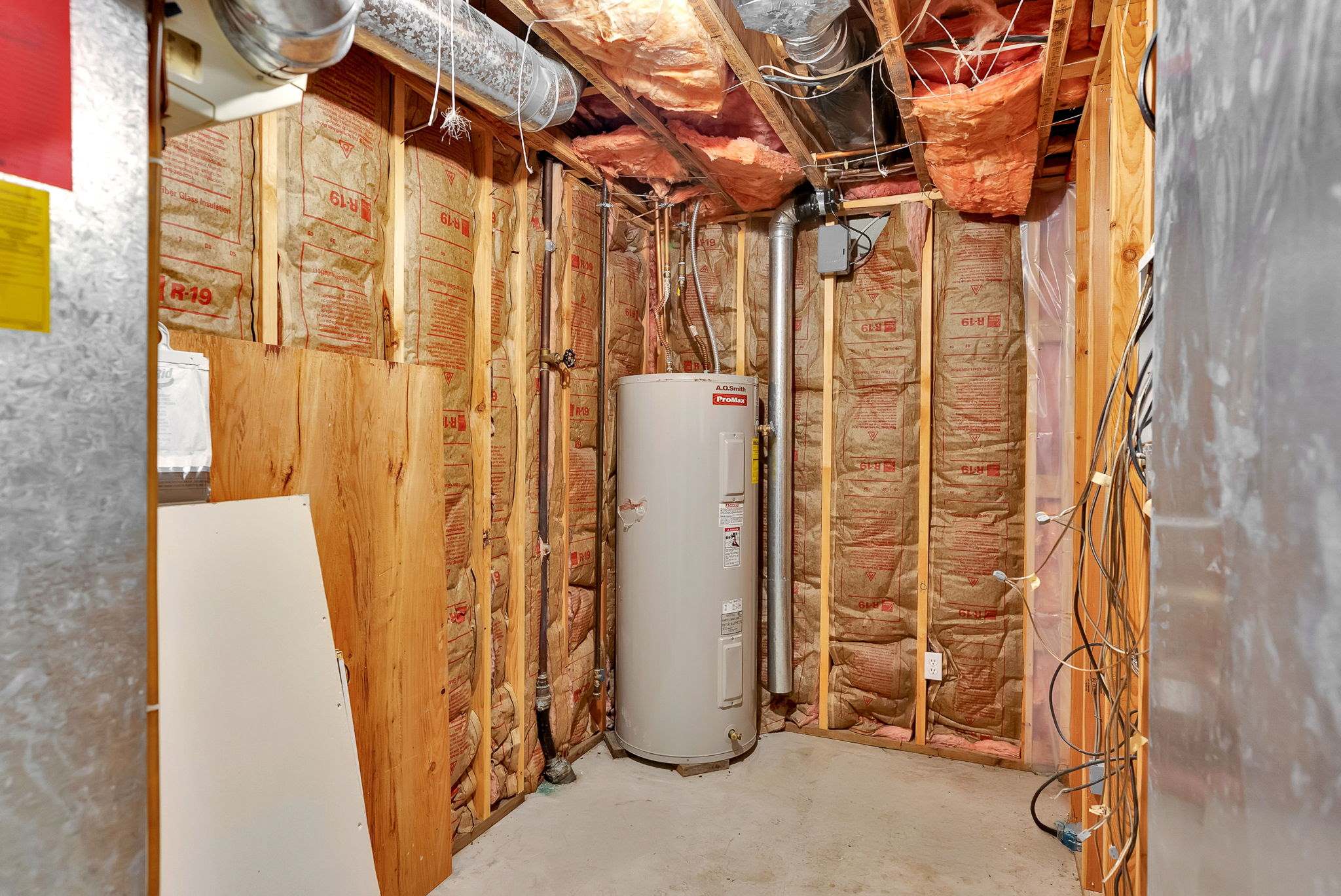 12854 East Hellroaring Rd, Athol, ID 83801