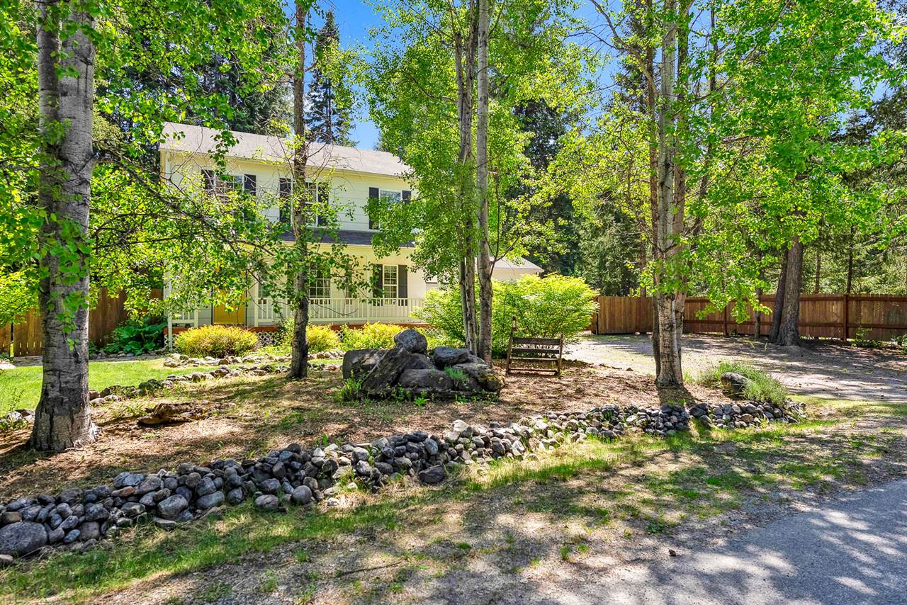 12854 East Hellroaring Rd, Athol, ID 83801