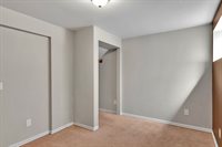 12854 East Hellroaring Rd, Athol, ID 83801