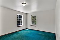 12854 East Hellroaring Rd, Athol, ID 83801