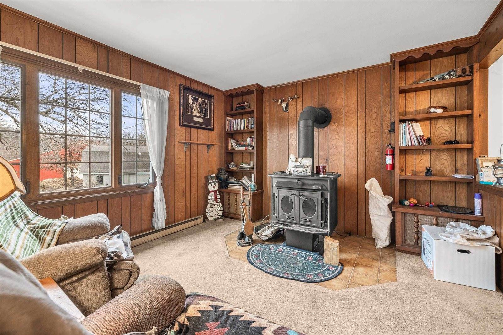 10670 County Road D, Almond, WI 54909