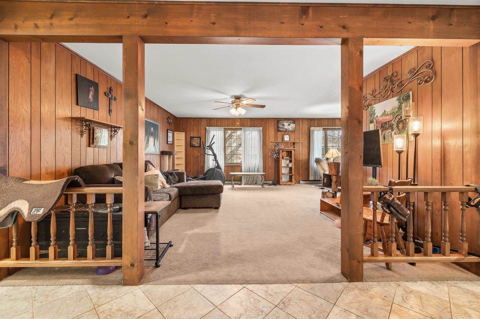 10670 County Road D, Almond, WI 54909