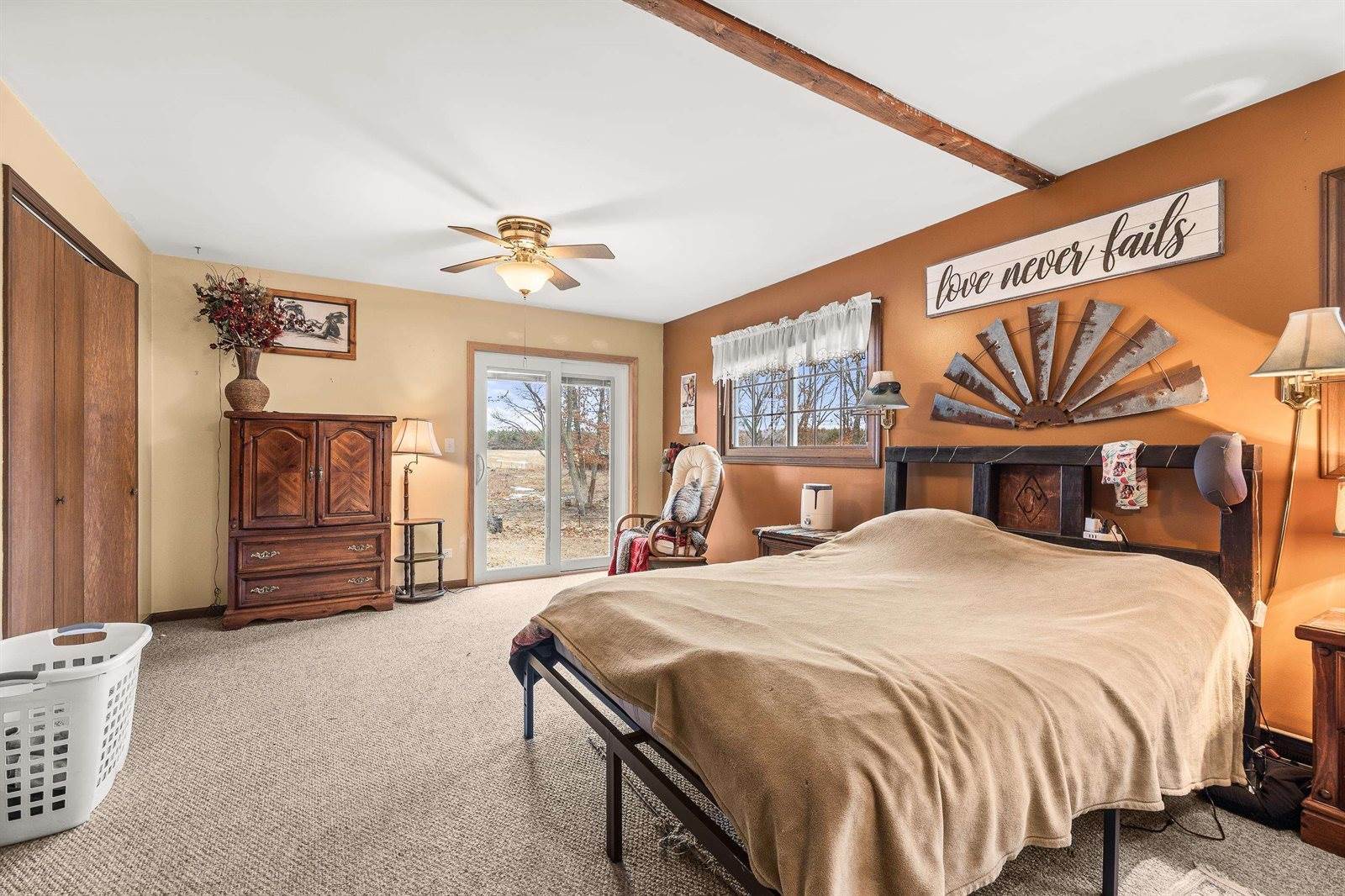 10670 County Road D, Almond, WI 54909