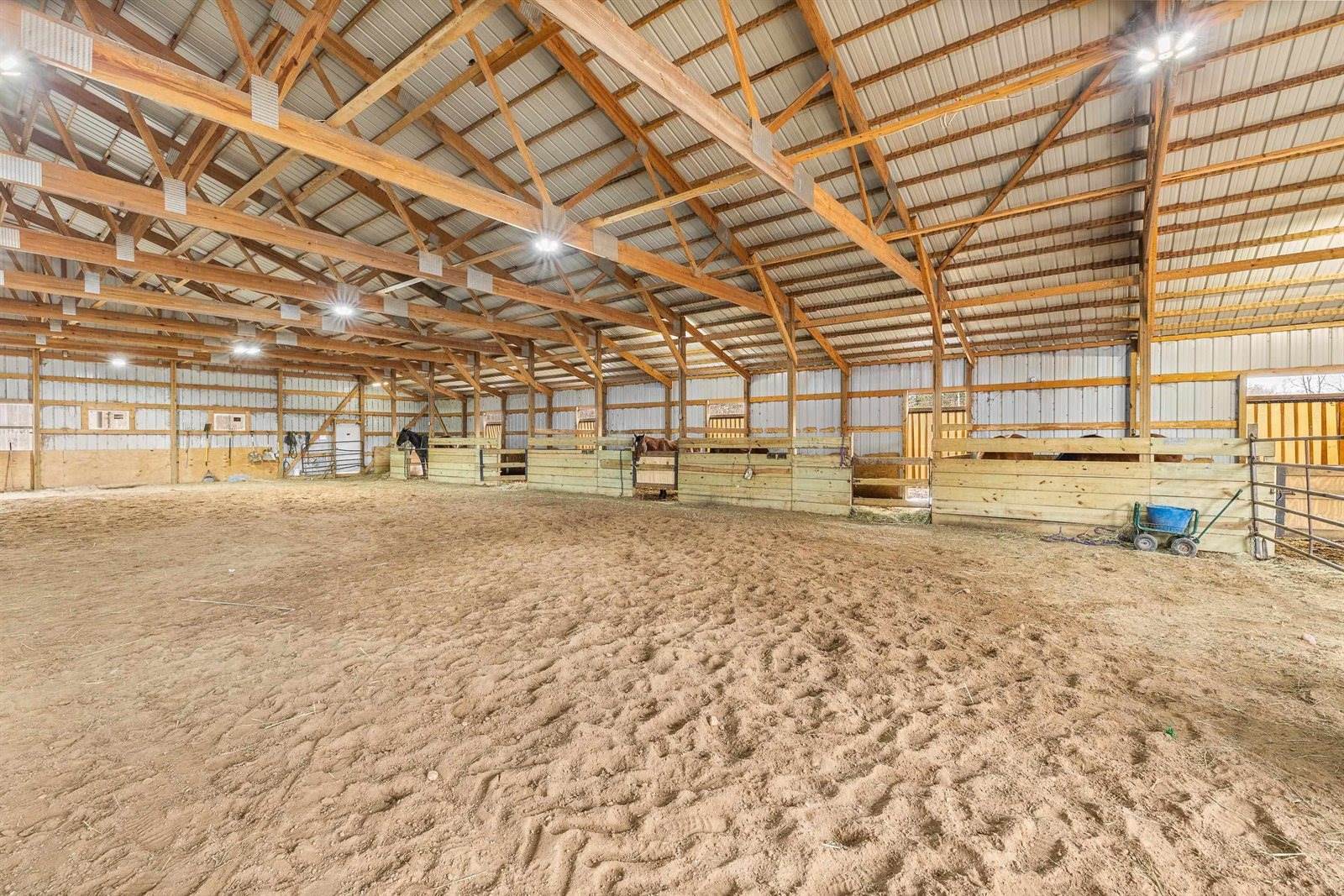 10670 County Road D, Almond, WI 54909