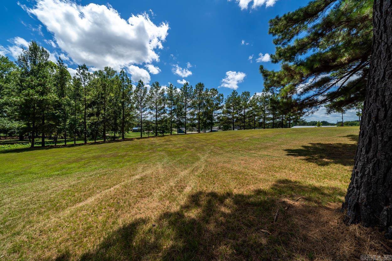 1106 Branch, Morrilton, AR 72110