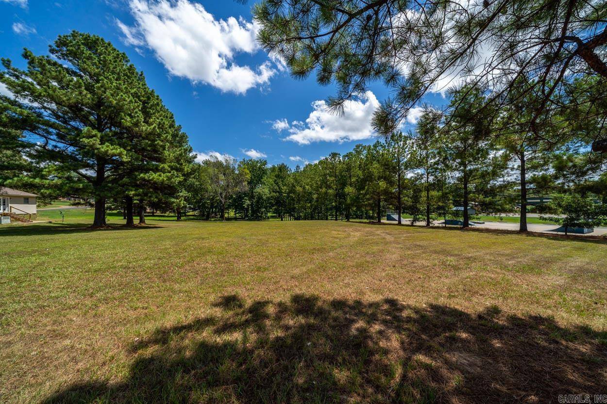1106 Branch, Morrilton, AR 72110