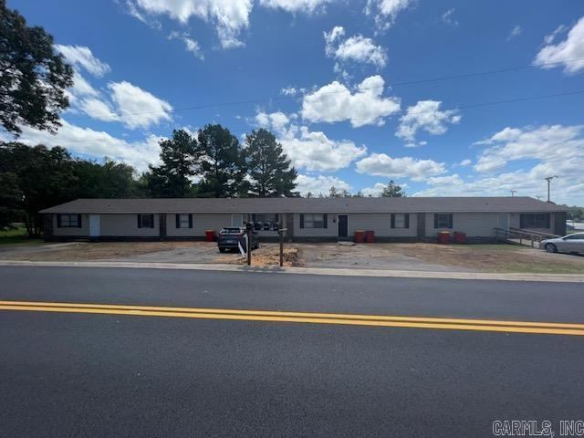 1106 Branch, Morrilton, AR 72110