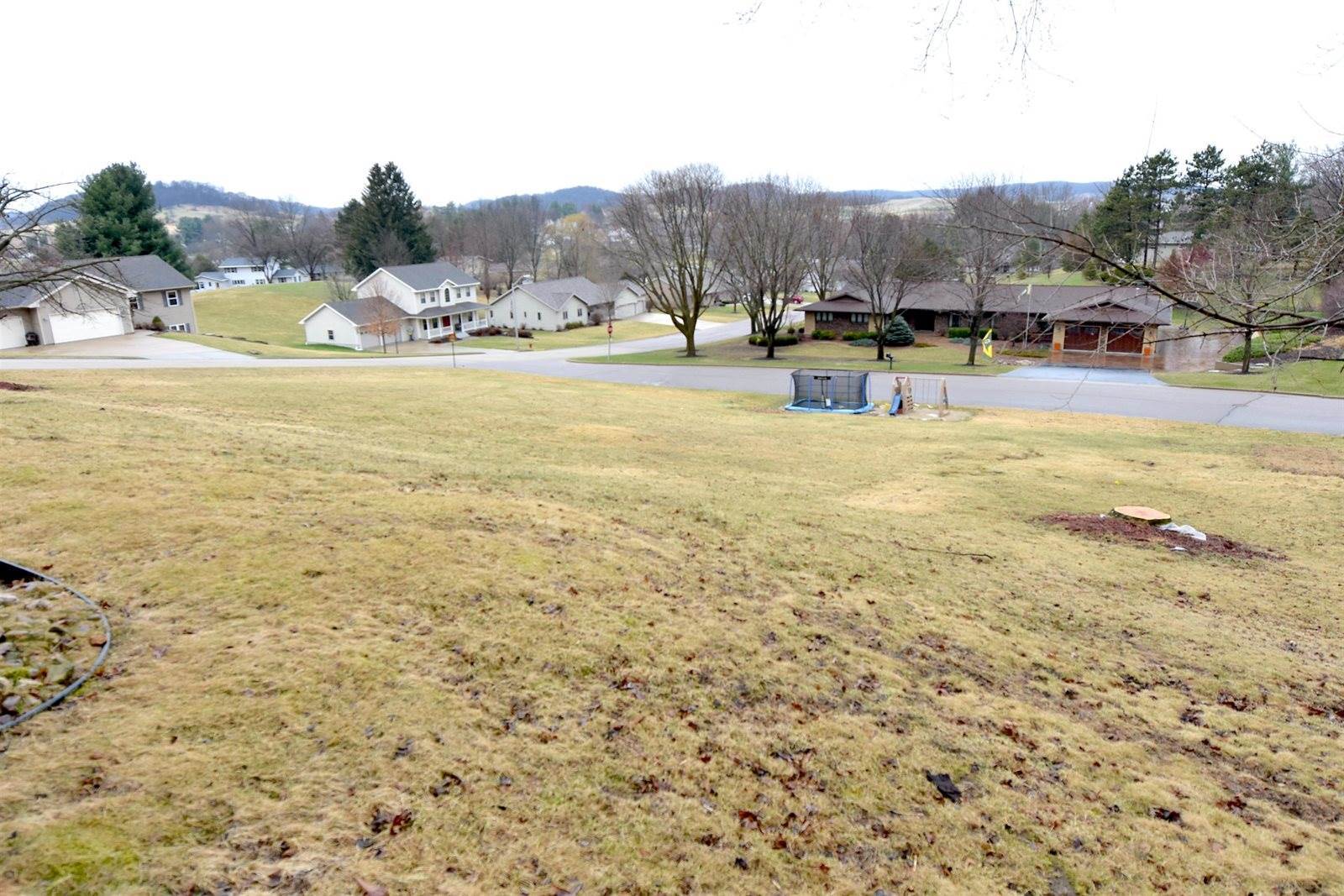 725 Westbrook, Plain, WI 53577