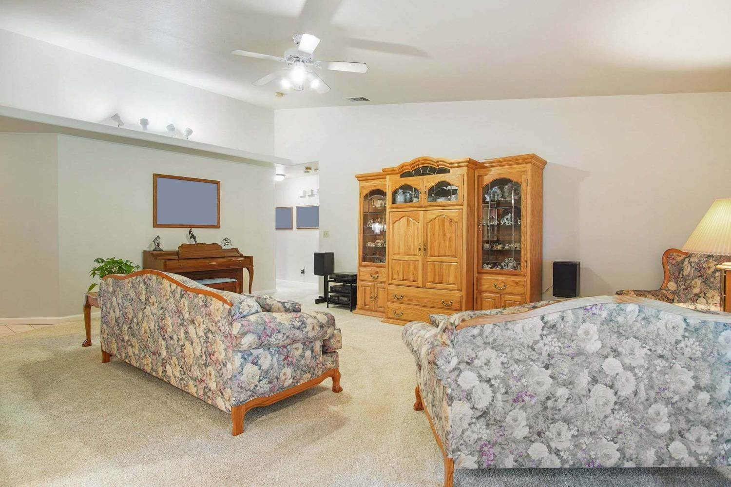 6086 Raymond Court, Atwater, CA 95301