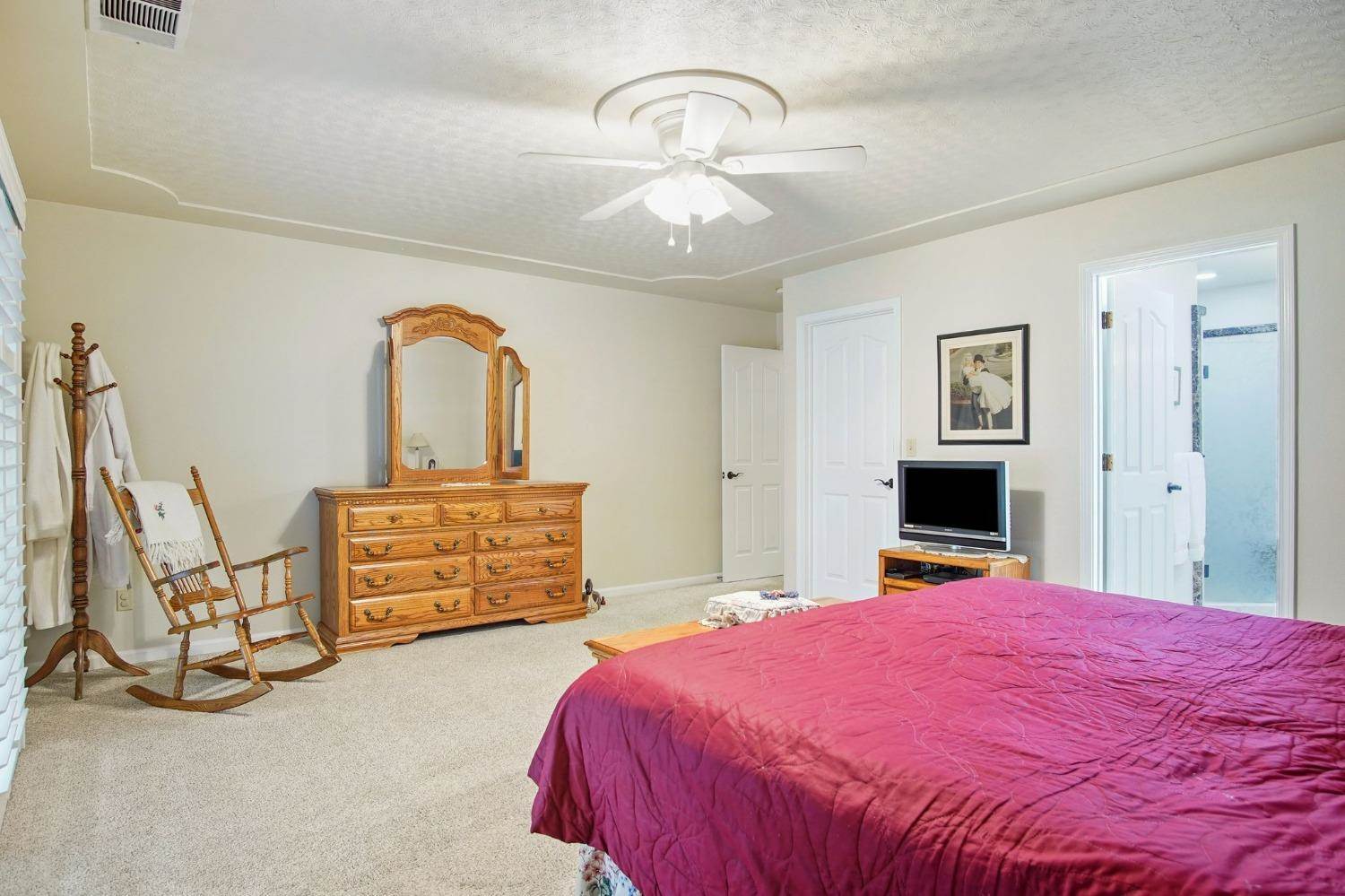 6086 Raymond Court, Atwater, CA 95301