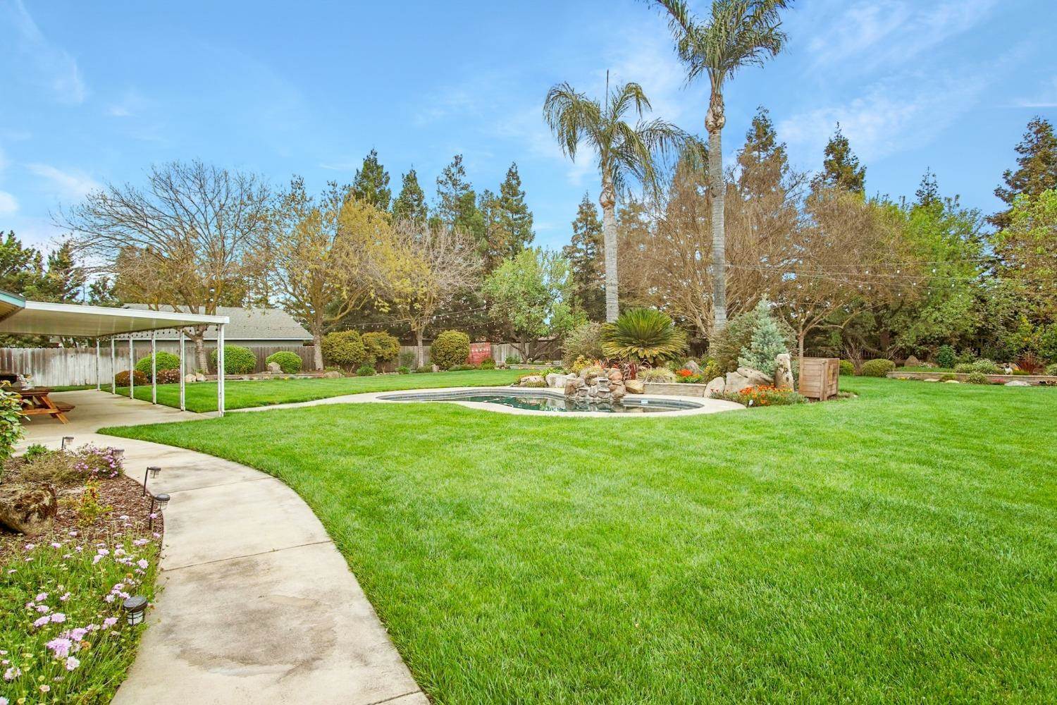 6086 Raymond Court, Atwater, CA 95301
