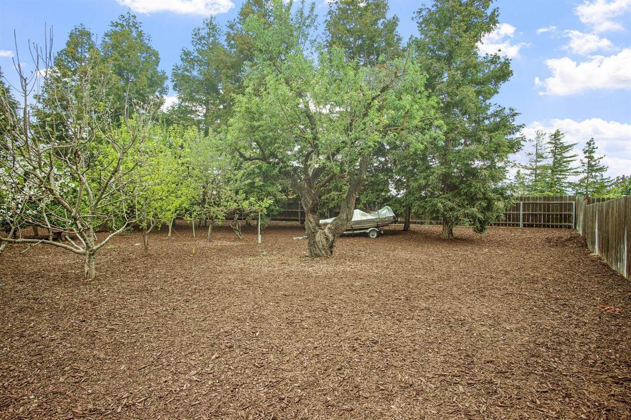6086 Raymond Court, Atwater, CA 95301