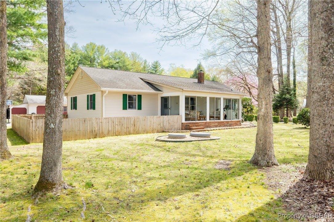 8349 Roaring Springs Road, Gloucester County, VA 23061