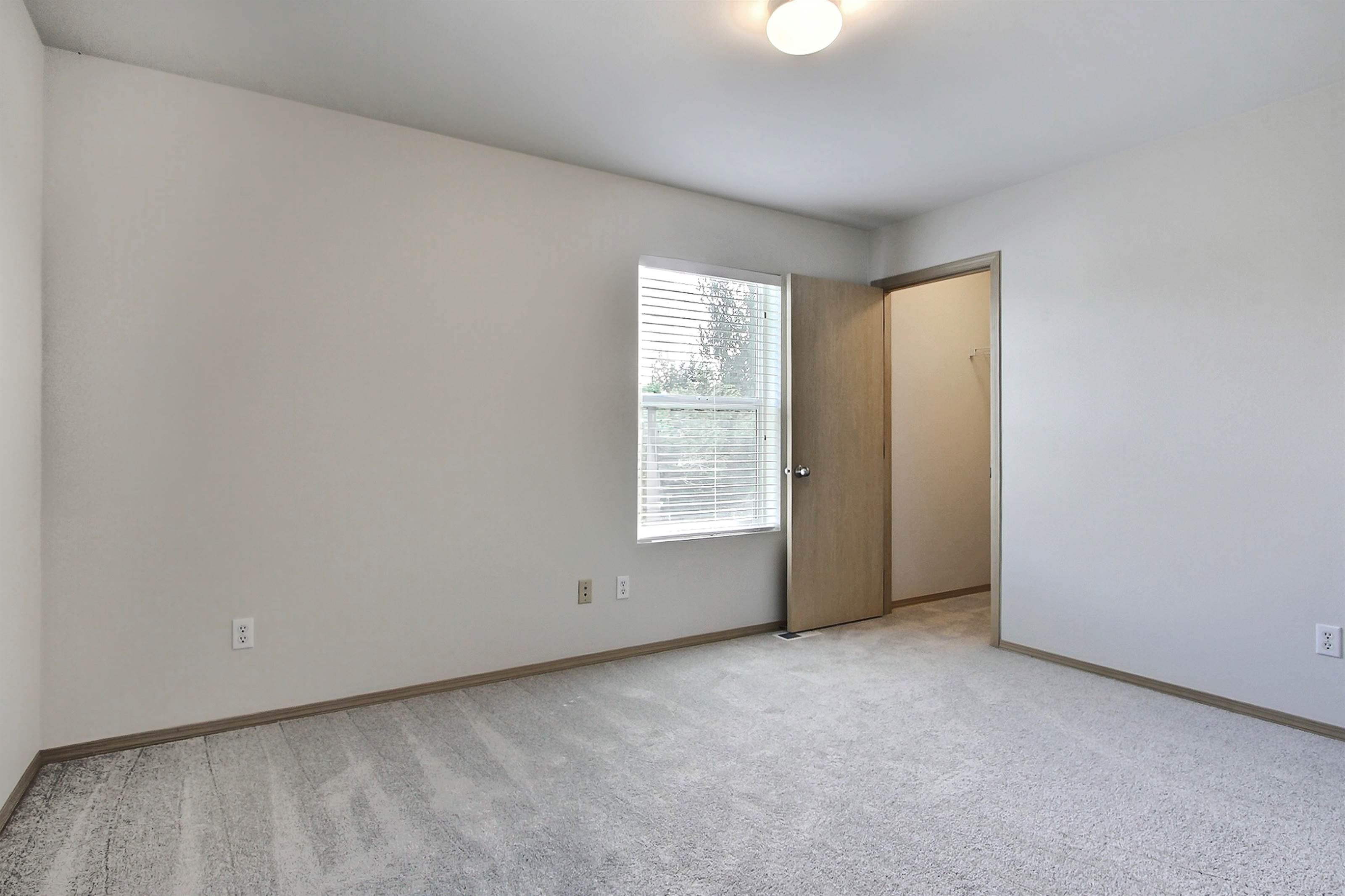 3186 Brown Loop, DuPont, WA 98327