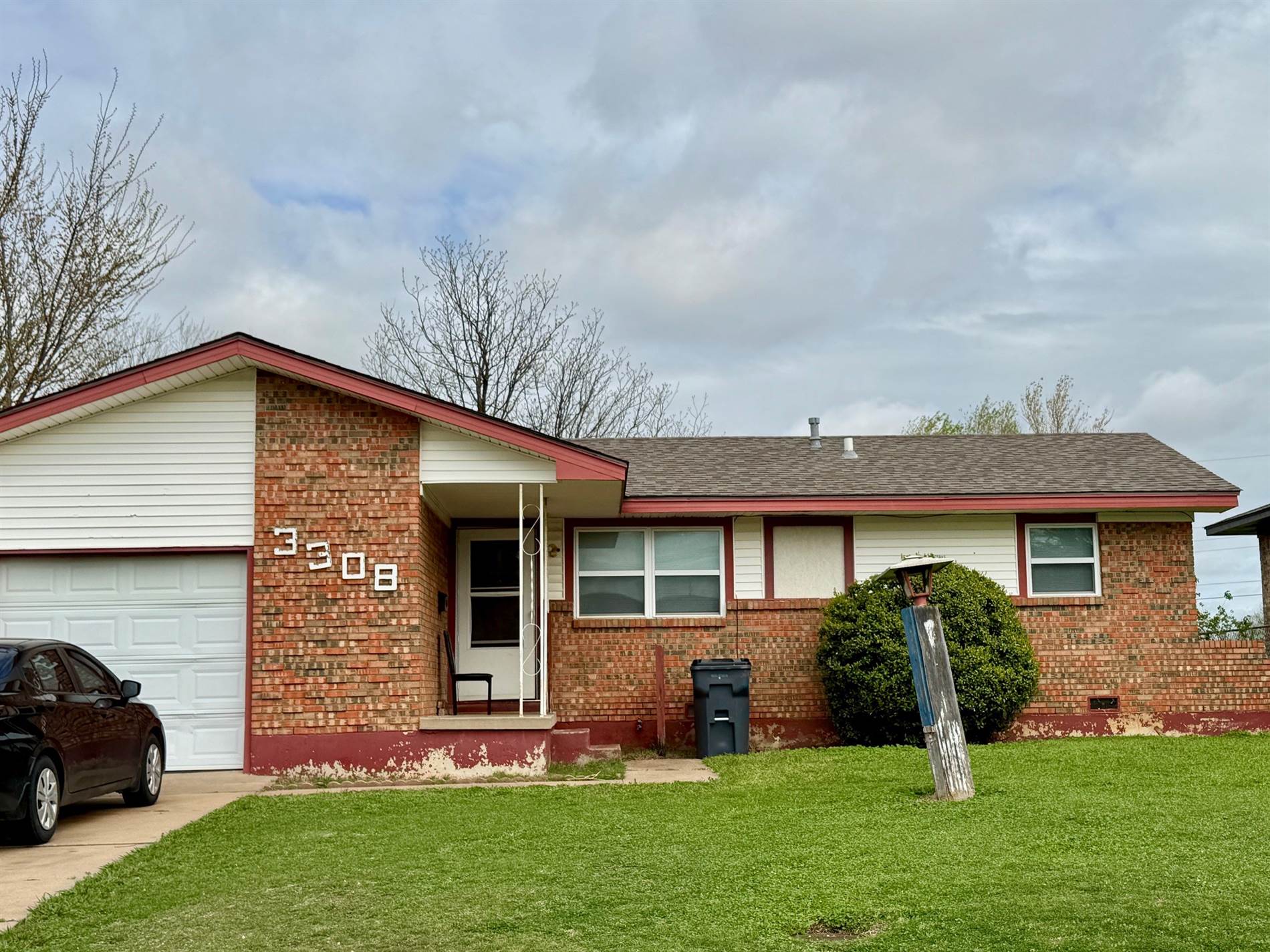 3308 SW Salinas, Lawton, OK 73501