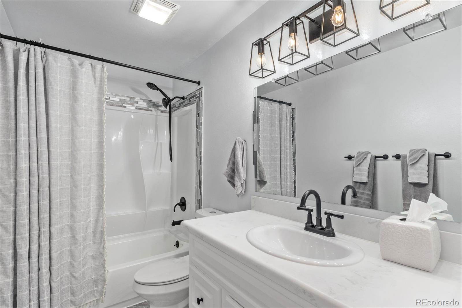 7862 South Independence Way, Littleton, CO 80128