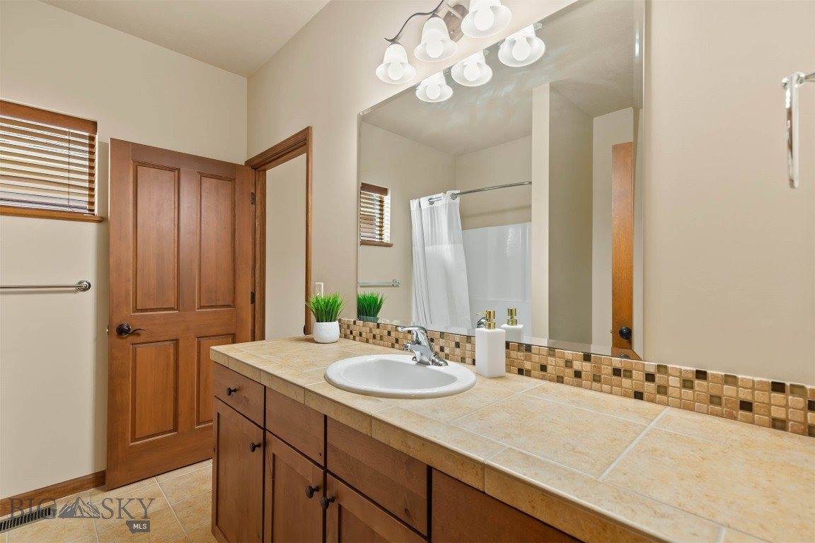 268 Stillwater Creek Drive, Bozeman, MT 59718