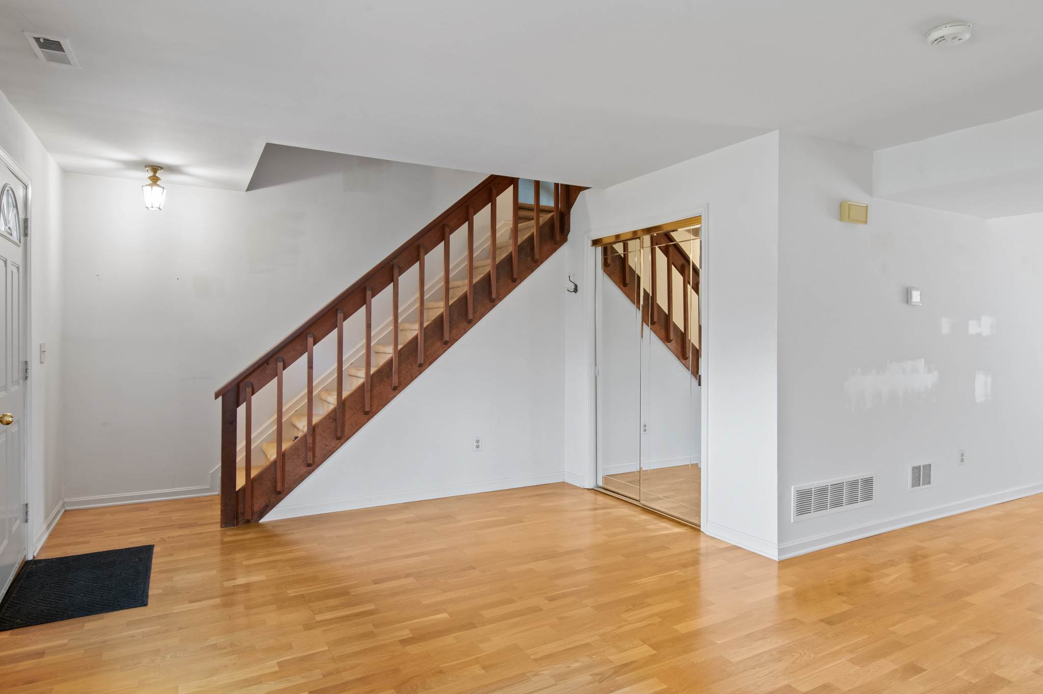 6 Whitemarsh Court, Dover, DE 19904