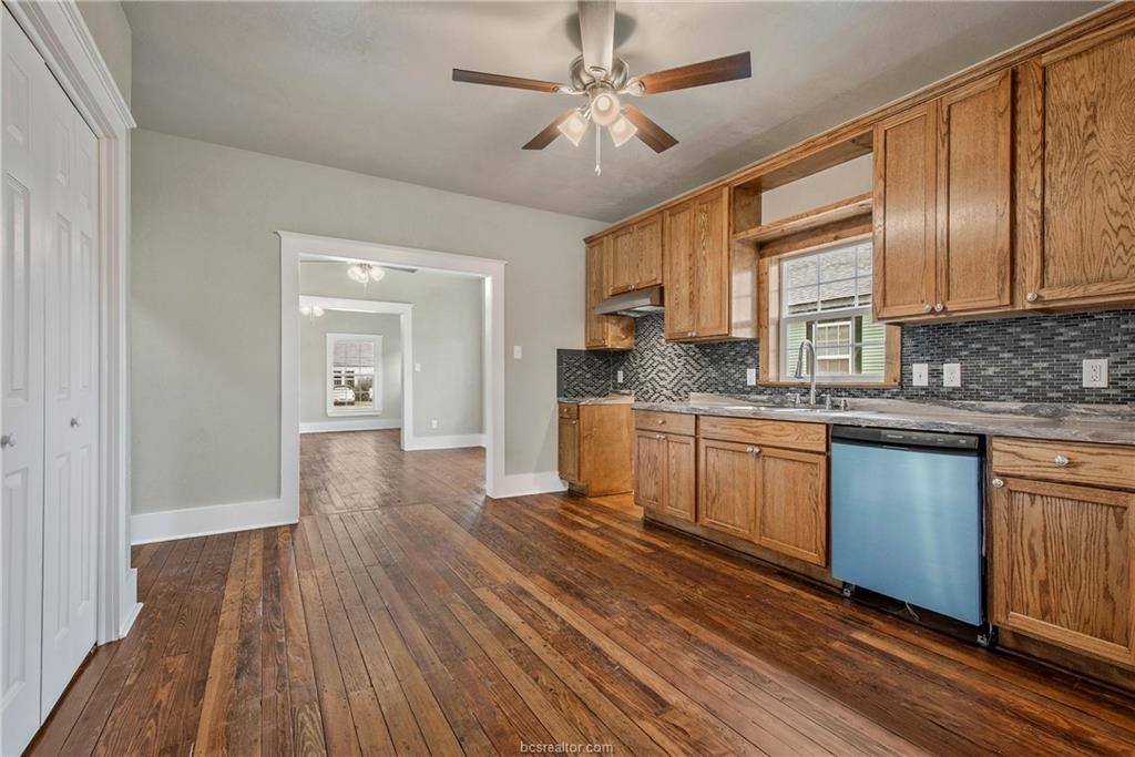 218 North Commerce Street, Bremond, TX 76629